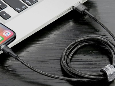Baseus Cafule Cable (�ierny) - Nab�jac� a synchroniza�n� k�bel USB-Lightning pre Apple zariadenia (3m)