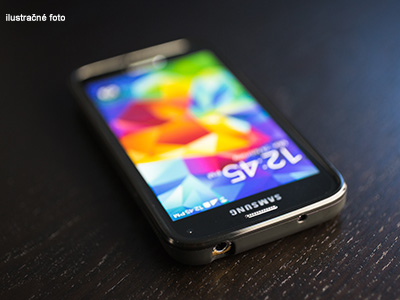 Kryt (obal) s potlaou (vlastnou fotkou) s bielym gumenm okrajom pre Samsung Galaxy S4 Mini **AKCIA!!