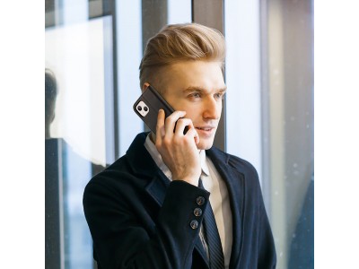 Hivo Leather Case (�ierna) � Luxusn� ochrann� puzdro z pravej ko�e pre iPhone 14 Plus