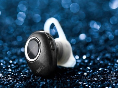 Remax RB-T22 � Bezdr�tov� bluetooth sluchadlo s mikrof�nom (�ern�)